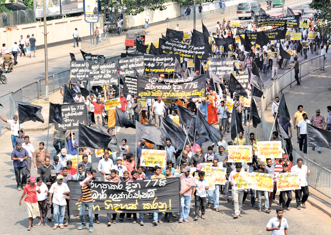 குமார் குணரத்தினத்தை விடுதலை செய்யக் கோரி ஊர்வலம்